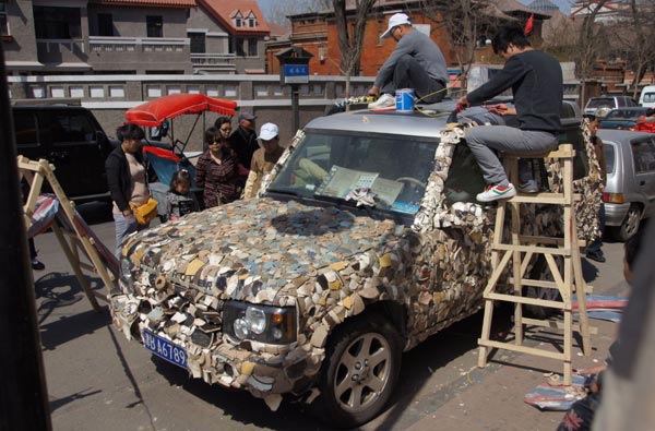 Land Rover clad in porcelain