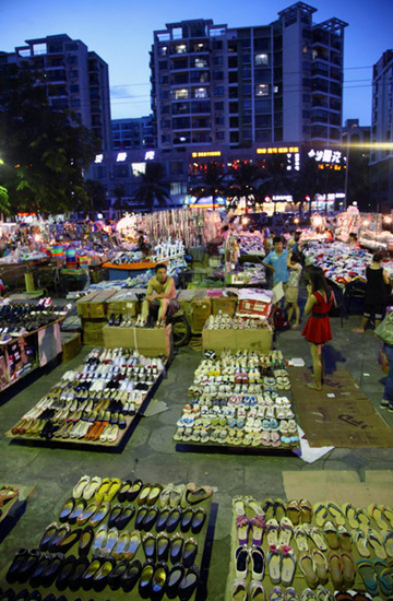 Market lights up city's night sky