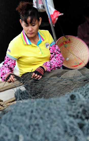 Fishing ban lifted over South China Sea