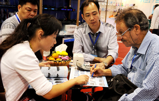 Stronger RMB puts squeeze on shoemakers