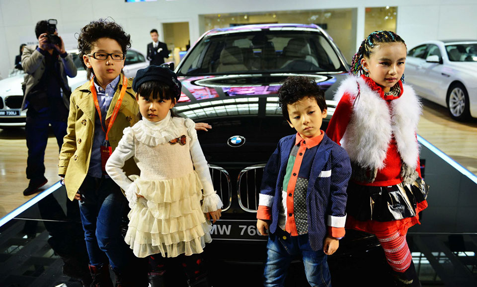 Auto show shines in Hanghzou