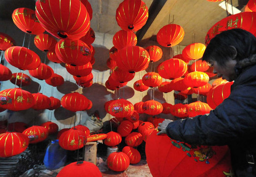 Lantern workshop busy as Chinese New Year approaches