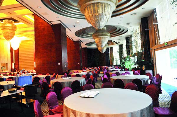 Hotels feel the pinch as banquet business slumps