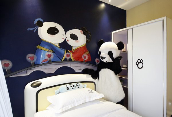 Panda-themed hotel opened in Sichuan