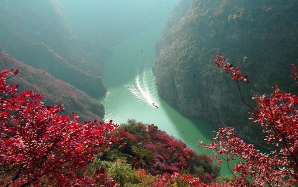 Explore magical Yangtze