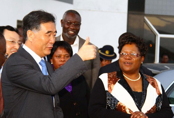 China Eximbank lends Zimbabwe $319m for hydro-power plant