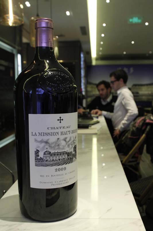 Bordeaux wine shop and bar opens in Beijing