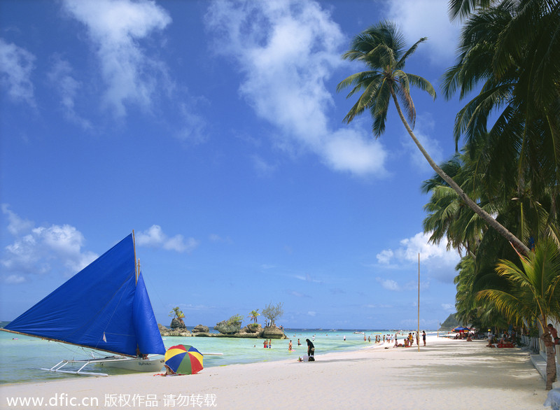 Chinese tourists top visitor arrivals in Philippines' Boracay