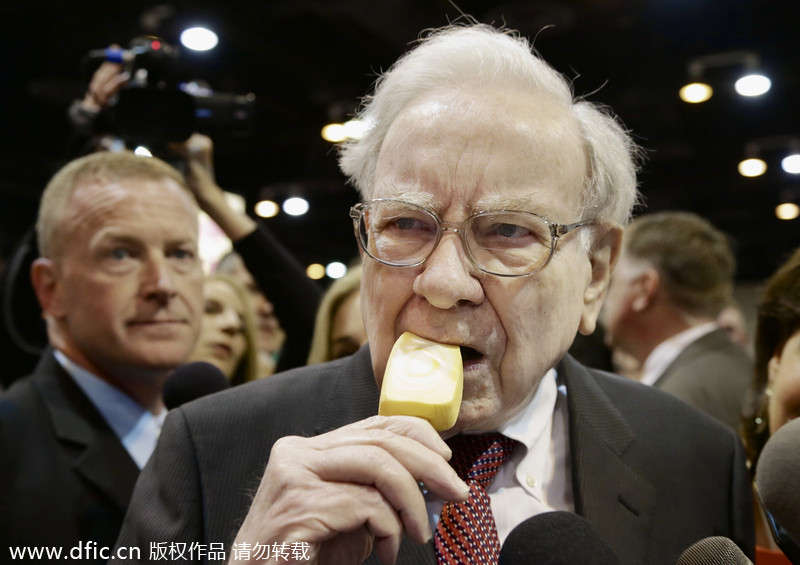 Buffett at Berkshire Hathaway's shareholder's meeting 2014