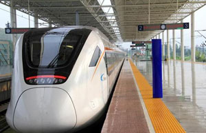 Trial run for 1st high-speed railway in China's Xinjiang