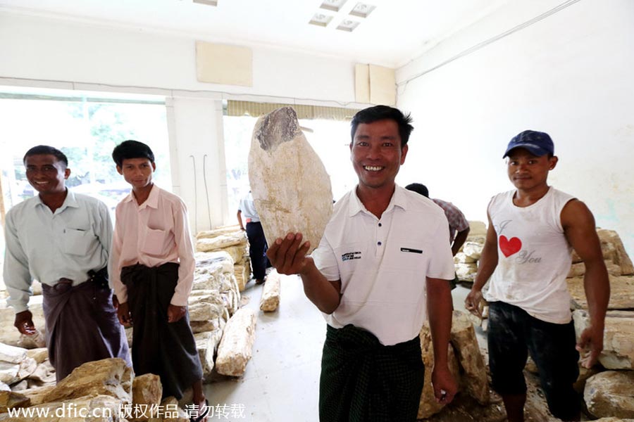 Photo story: The stone business at China-Myanmar border