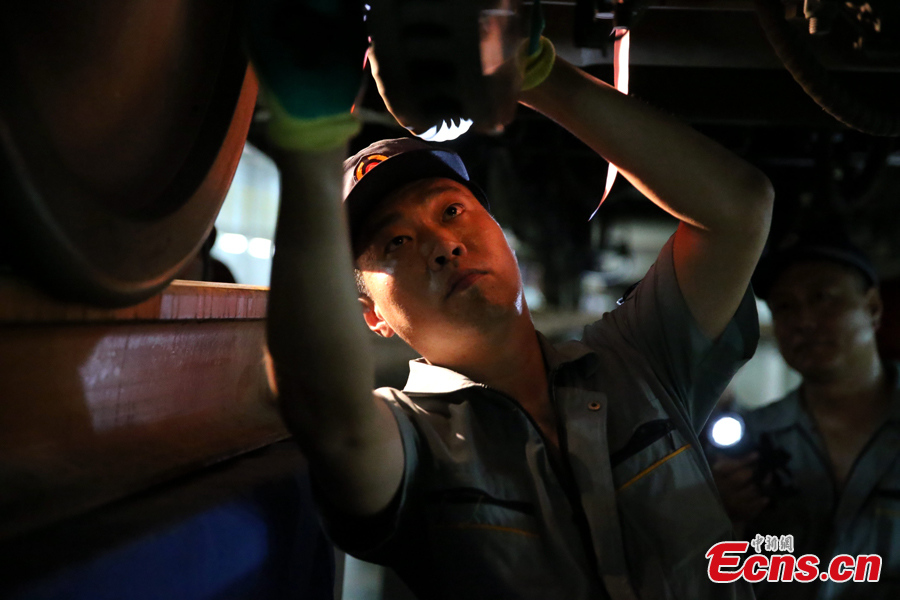 Safety checks on high-speed trains strengthened in Jinan