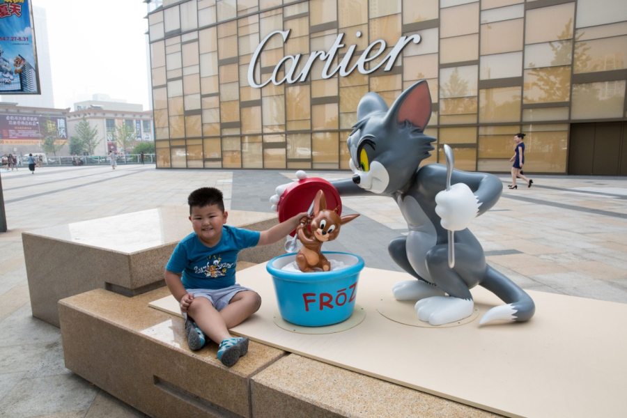 Tom and Jerry sought to lure Chinese shoppers to mall