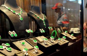 Chinese jewelry firms design brighter future