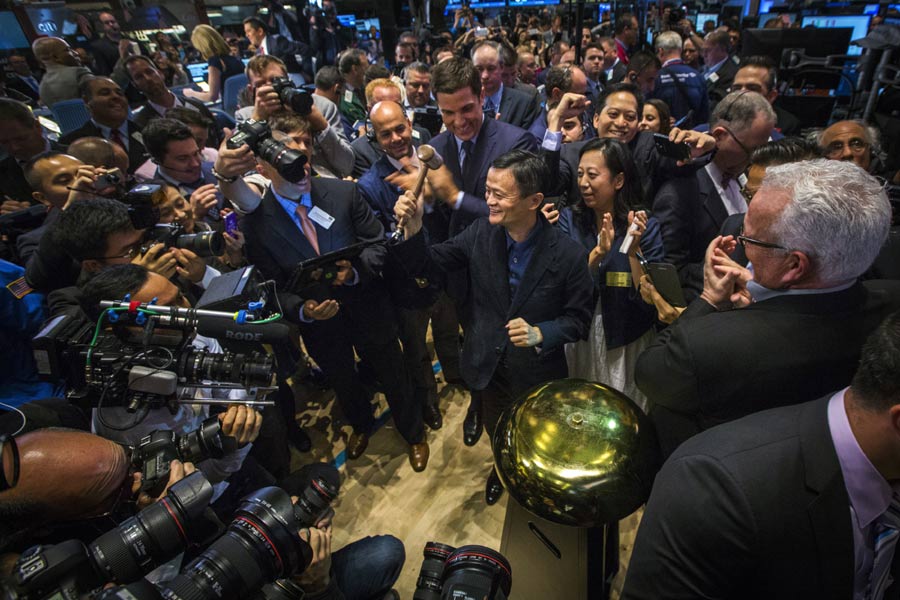 Alibaba makes its NYSE debut