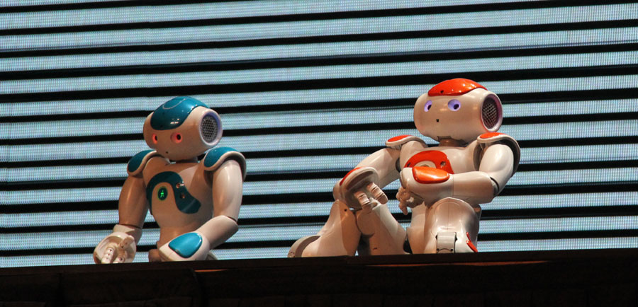 SYNC 2014: Robots, wearables and Tesla