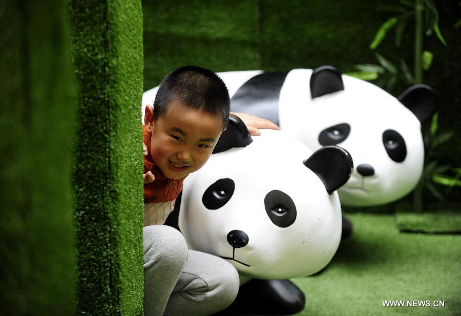 Panda-themed labyrinth seen at shopping mall in Liaoning