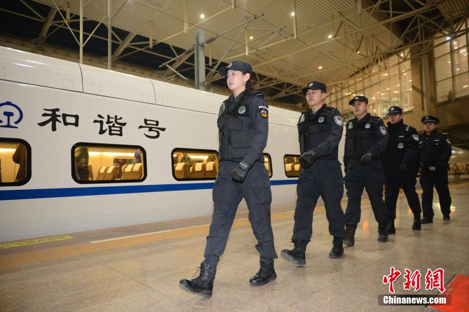 First high speed train starts operation in Inner Mongolia