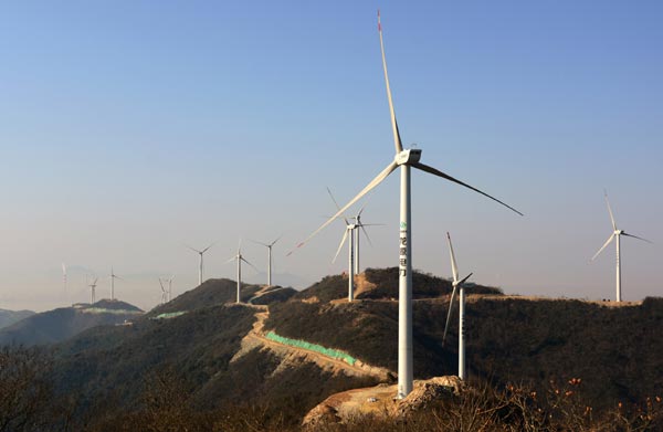 China retains global top spot for clean energy investment