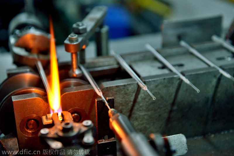 The craft of mercury-in-glass thermometers in China