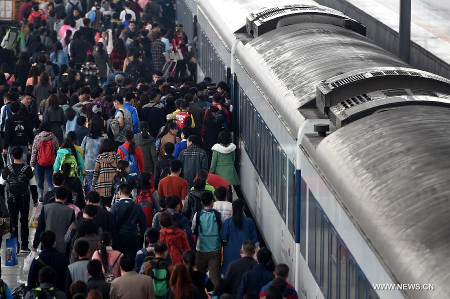 Travel rush seen in China during traditional Qingming Festival