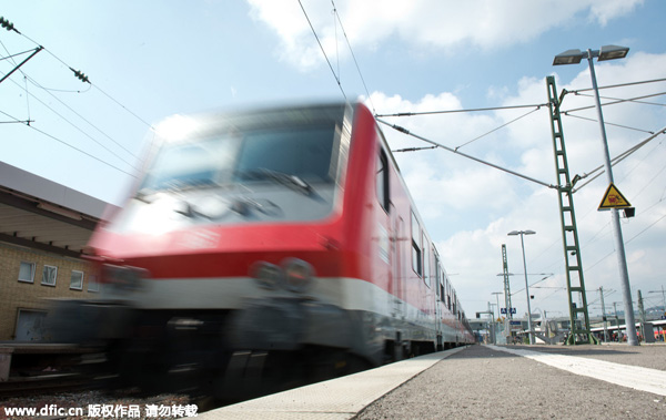 German rail giant mulls buying trains from China