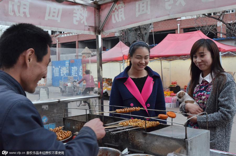 The dual life of a coke oven cleaner in Henan[6