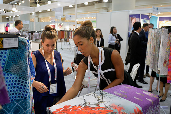 Textile exporters take new approach