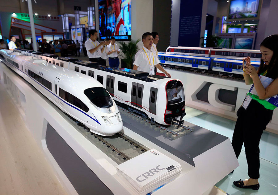 2015 China International Fair for Investment and Trade kicks off in Xiamen