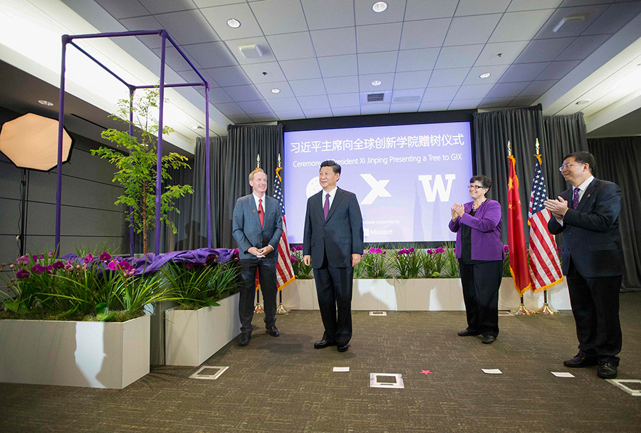 President Xi visits Microsoft campus in Seattle