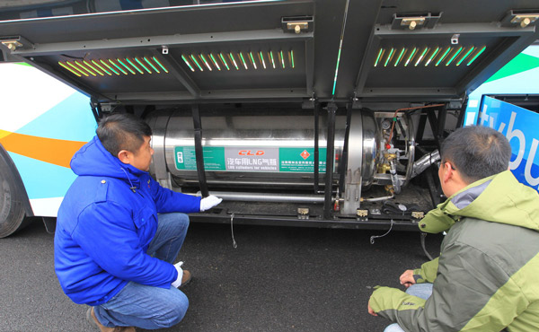 Shenyang's 50 gas-electric hybrid buses to hit the road