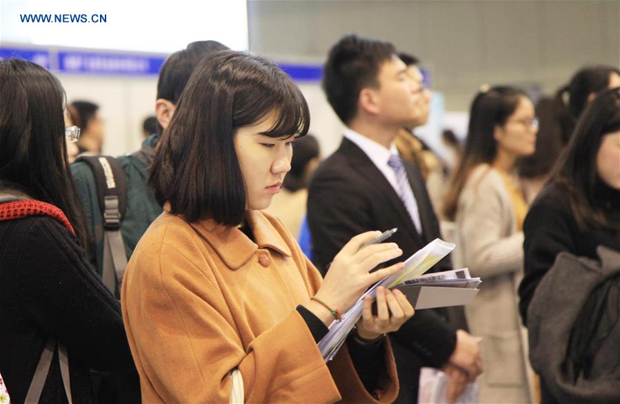 Job fair for graduates held in China's Nanjing