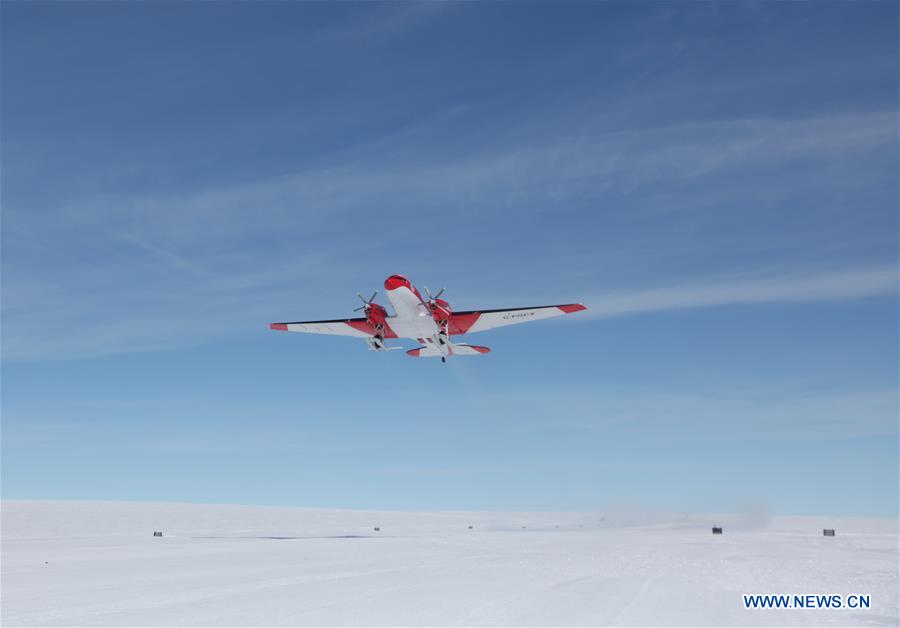 China's first polar airplane conducts successful trial flight