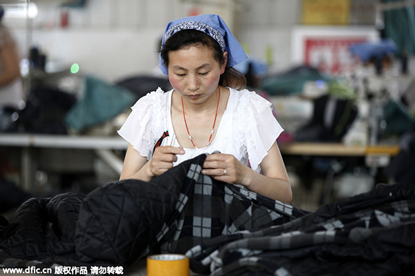 China's economy expected to stabilize in 2016