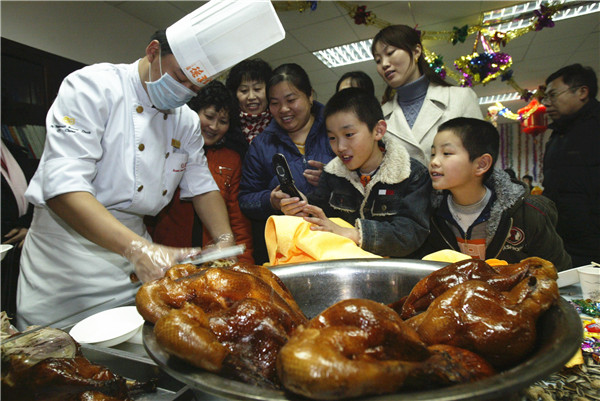 Beijing restaurant offers model for SOEs' reform
