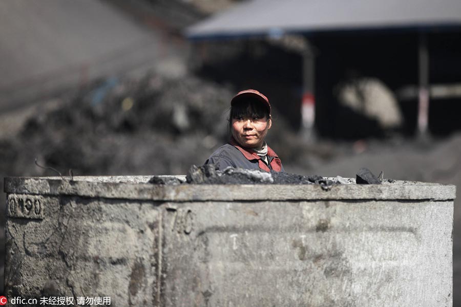 Women miners on the job at Huaibei mine