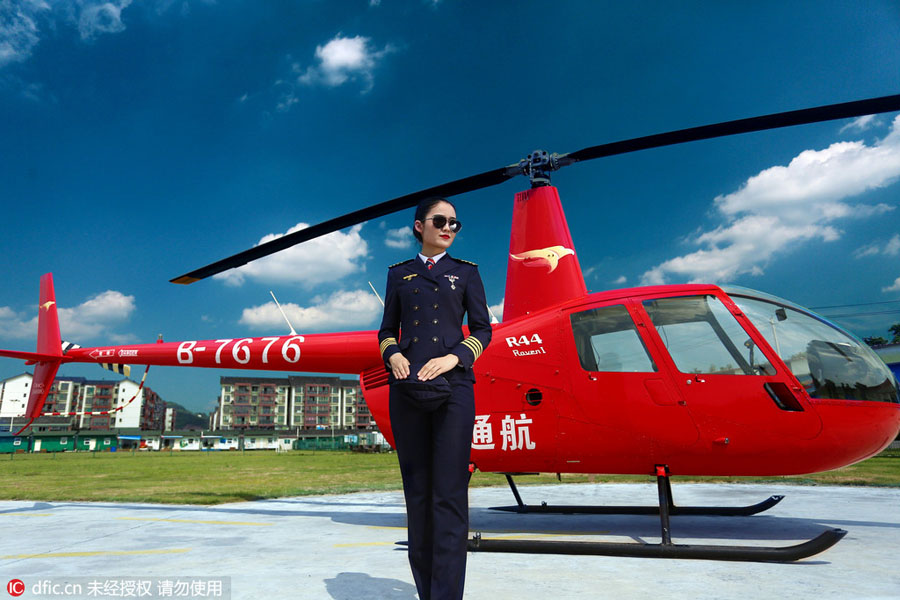 Handsome salary of helicopter pilot lures college applicants