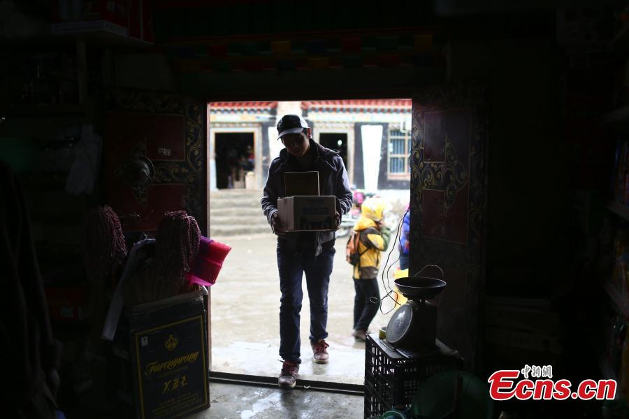 25-year-old leads world's highest package delivery service