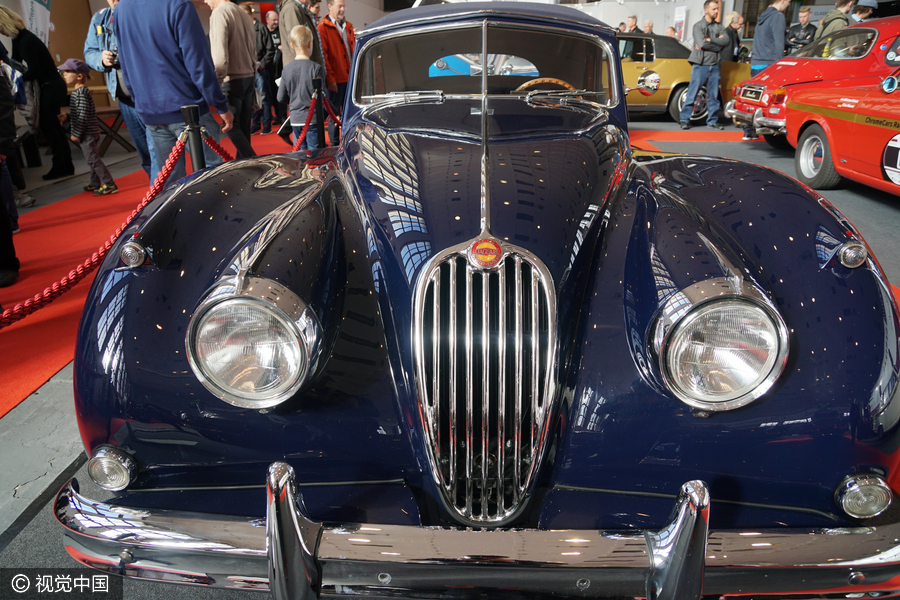 Classic cars glitter at Berlin motor show