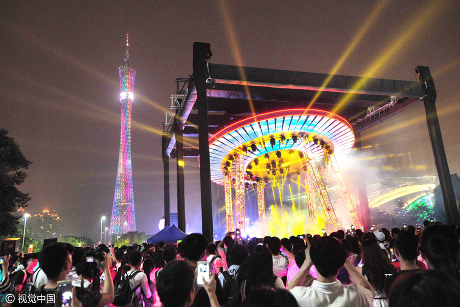 Guangzhou lights up