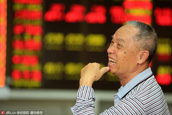 More listed Chinese companies forecast rising profits