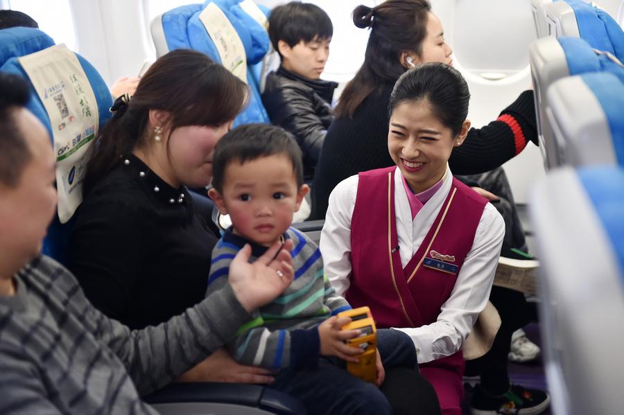 People behind <EM>chunyun</EM>