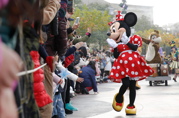 Shanghai puts silver lining on Disney cloud