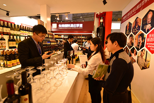 Chinese wine Noble Dragon sells 100,000 bottles in Spain