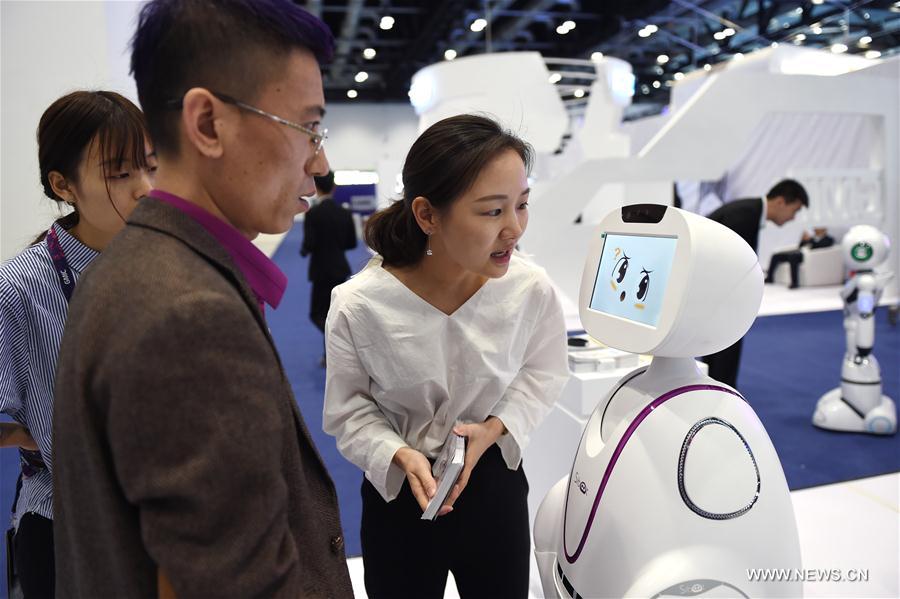 Robots, AI, drones launch mobile internet event in Beijing