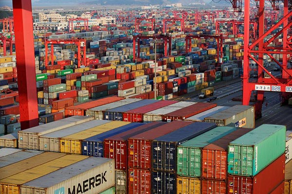China's May exports up 15.5%, imports up 22.1%