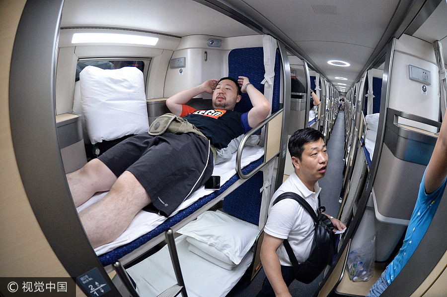 Full steam ahead for China's new bullet sleeper train