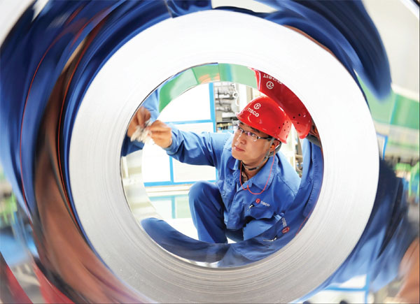 Slowing China remains engine of global economy