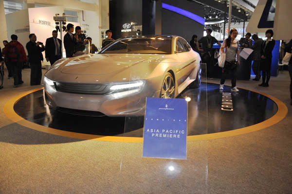Global car makers counting on China market