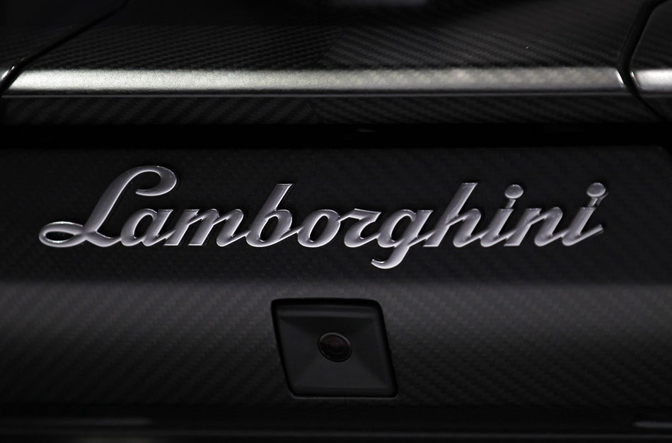 Lamborghini Veneno debuts at Geneva, 1 of 3